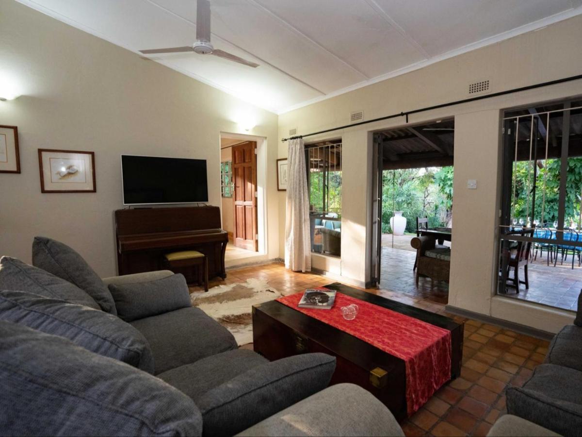 The Art House Apartment *